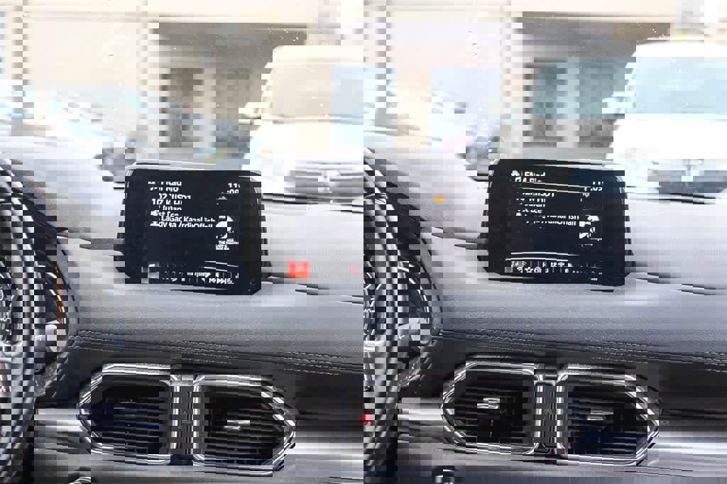 Used 2017 MAZDA CX-5 Touring image 18