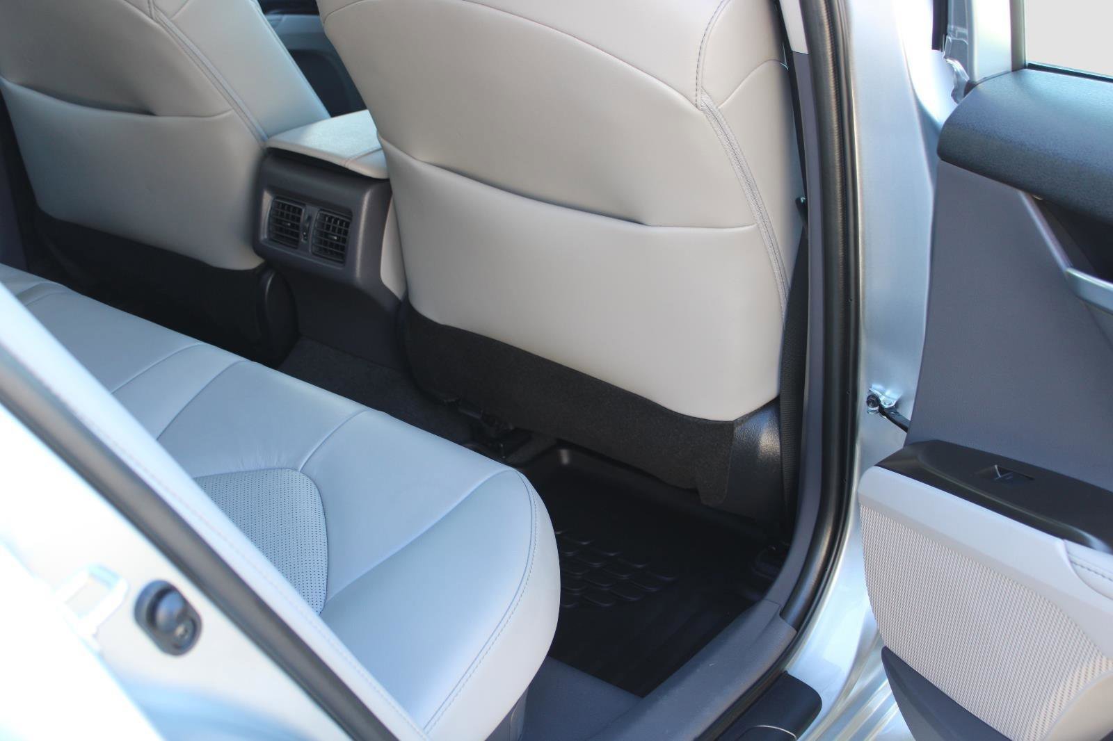 Used 2023 Toyota Camry XLE image 39