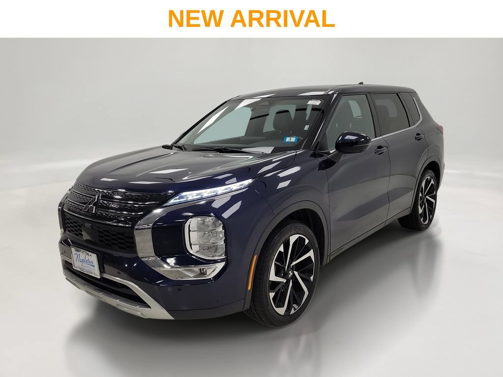 Used 2024 Mitsubishi Outlander SE FWD image 1