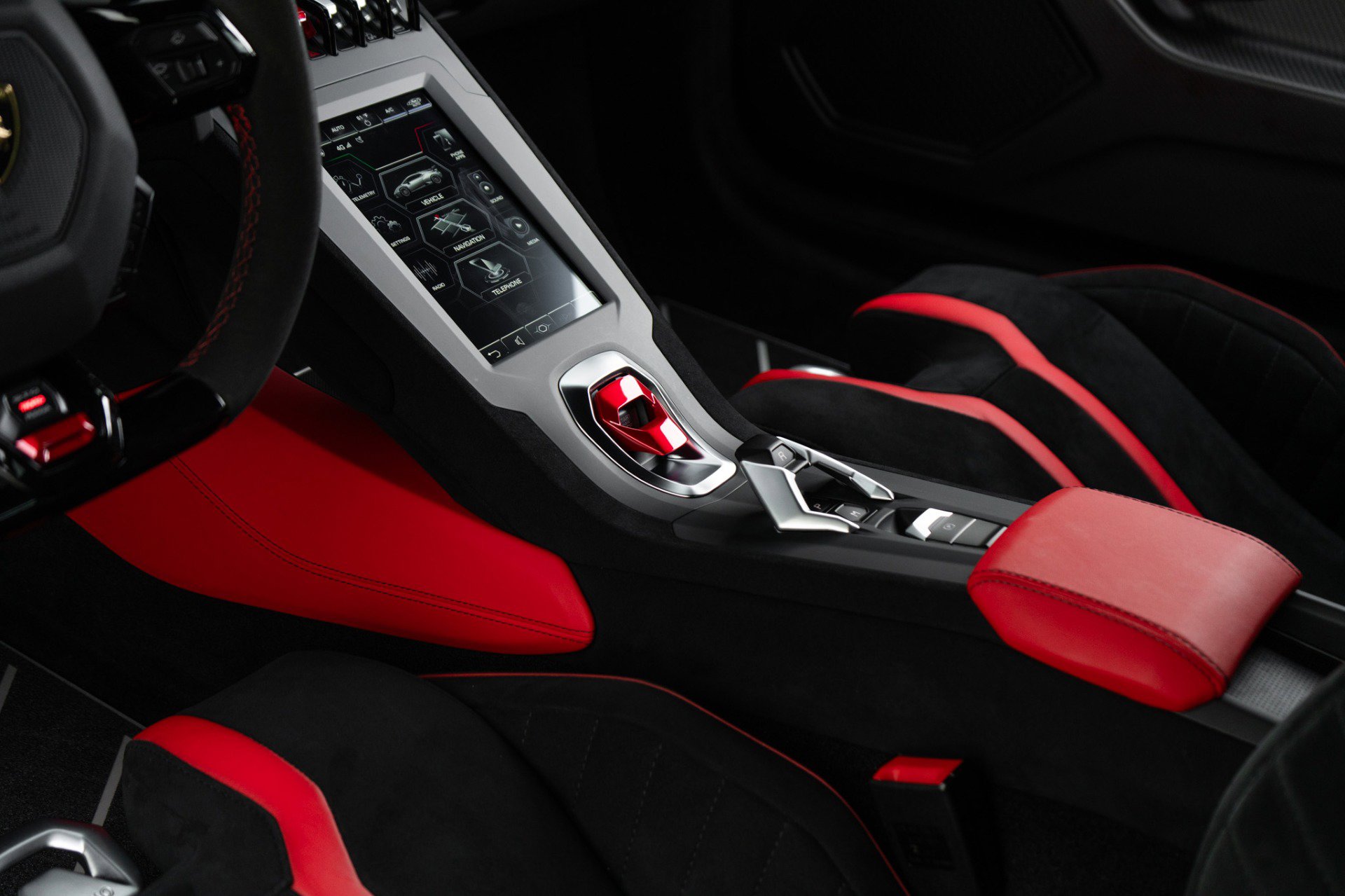 Used 2022 Lamborghini Huracan STO image 18