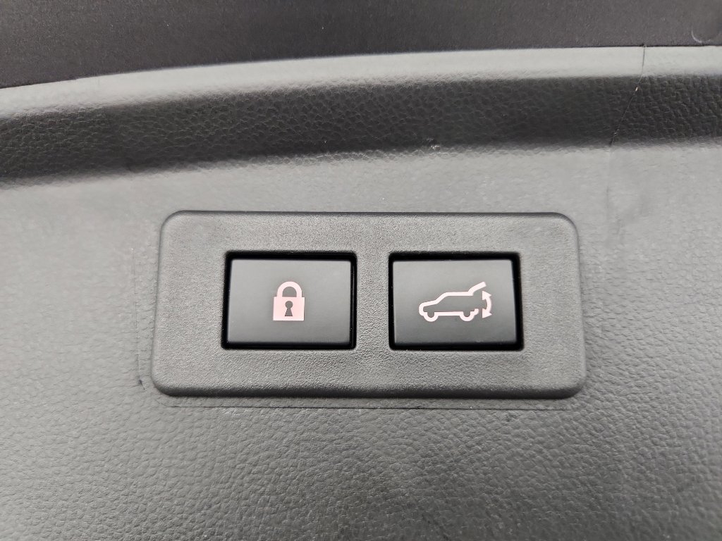 Used 2025 Subaru Outback Wilderness AWD/4WD image 41