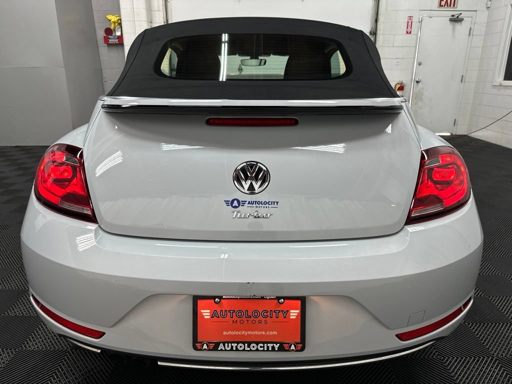 Used 2019 Volkswagen Beetle 2.0T SE FWD image 9