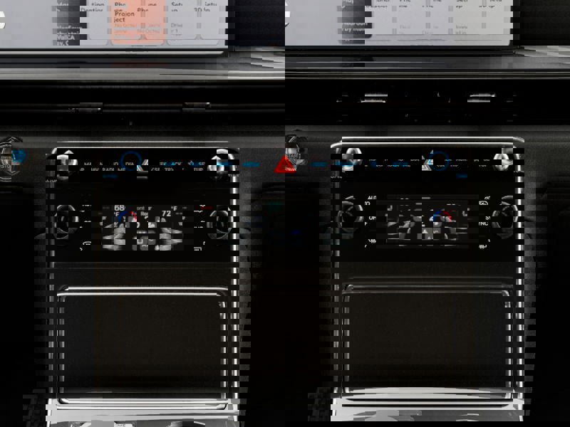 New 2025 Genesis GV80 2.5T Standard image 15