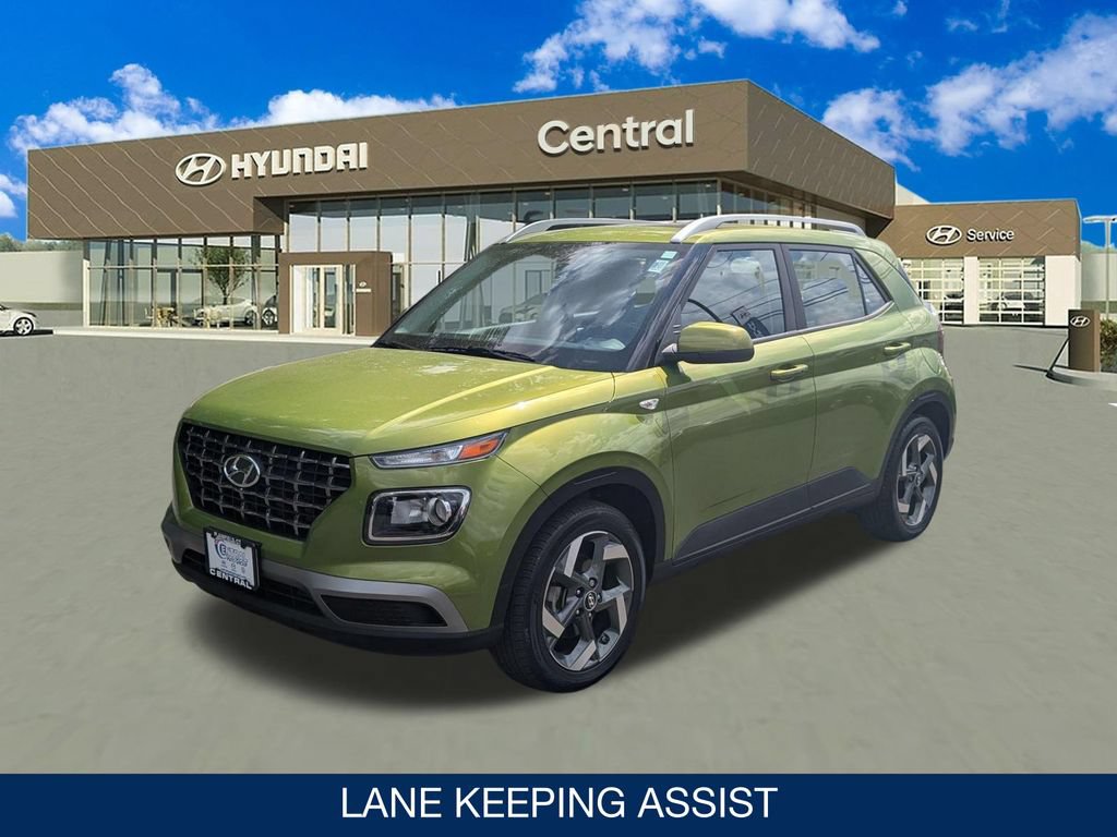 Certified 2024 Hyundai Venue SEL FWD image 3