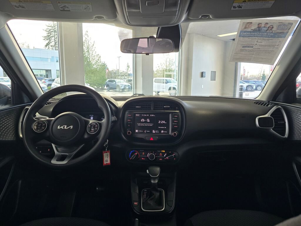 Used 2022 Kia Soul LX w/ Technology Package image 23