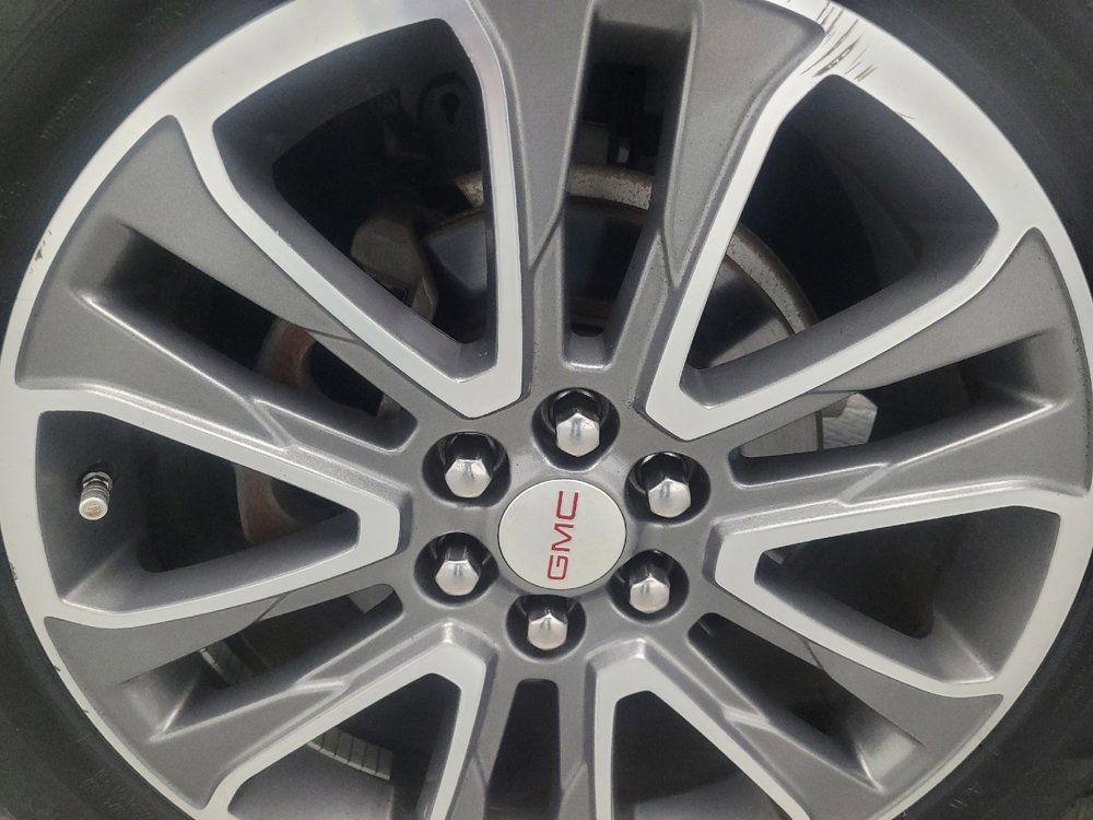 Used 2017 GMC Acadia SLT image 31