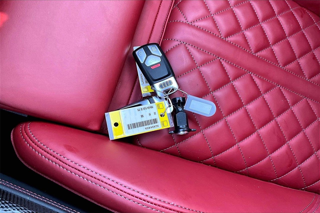 Used 2023 Audi SQ5 Premium Plus w/ Premium Plus Package image 31