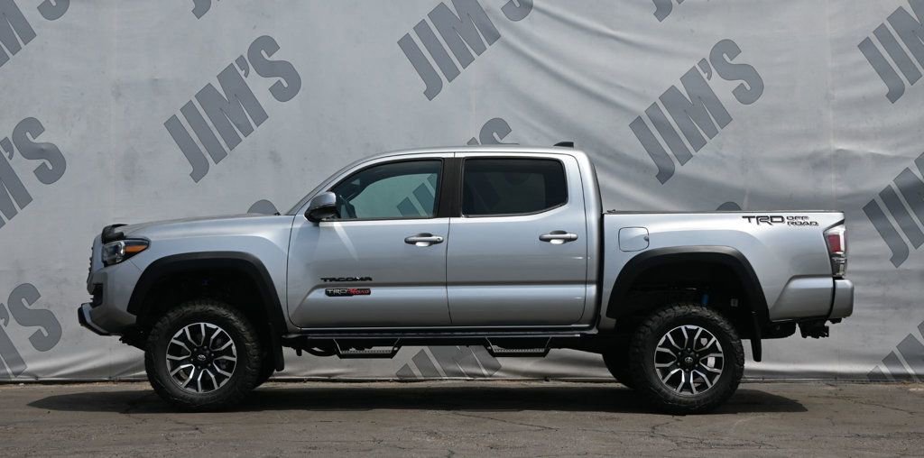 Used 2022 Toyota Tacoma TRD Off-Road image 6