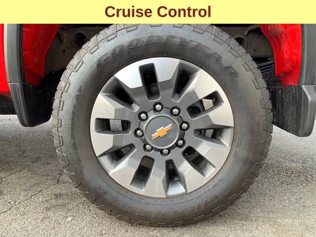 Used 2024 Chevrolet Silverado 2500 Custom w/ Custom Value Package image 9