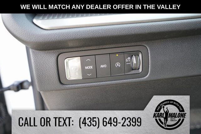 New 2026 Chevrolet Traverse LT w/ Midnight/Sport Edition AWD/4WD image 16