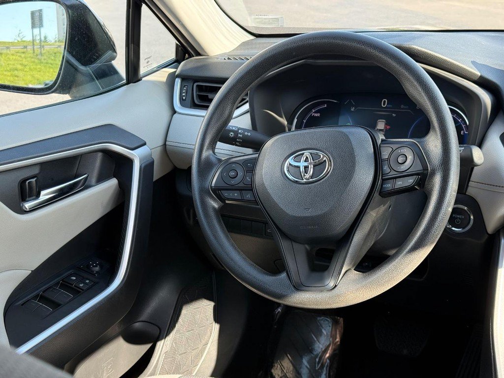Certified 2024 Toyota RAV4 XLE w/ Convenience Package AWD/4WD image 15