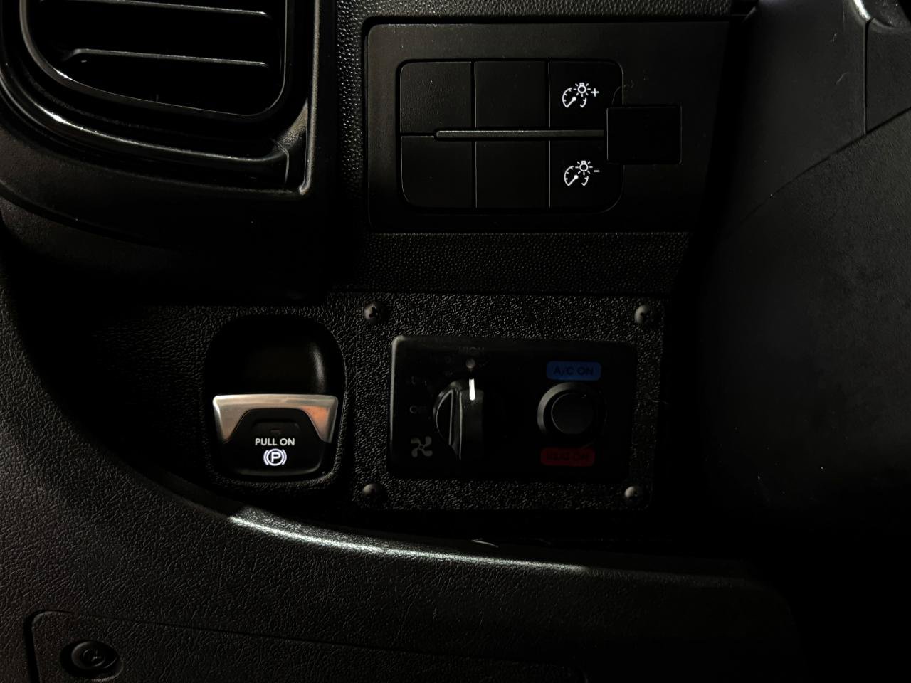 Used 2023 RAM ProMaster 1500 FWD image 20