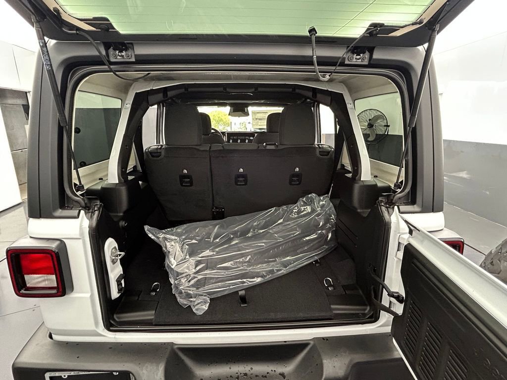 New 2026 Jeep Wrangler Sport S image 32