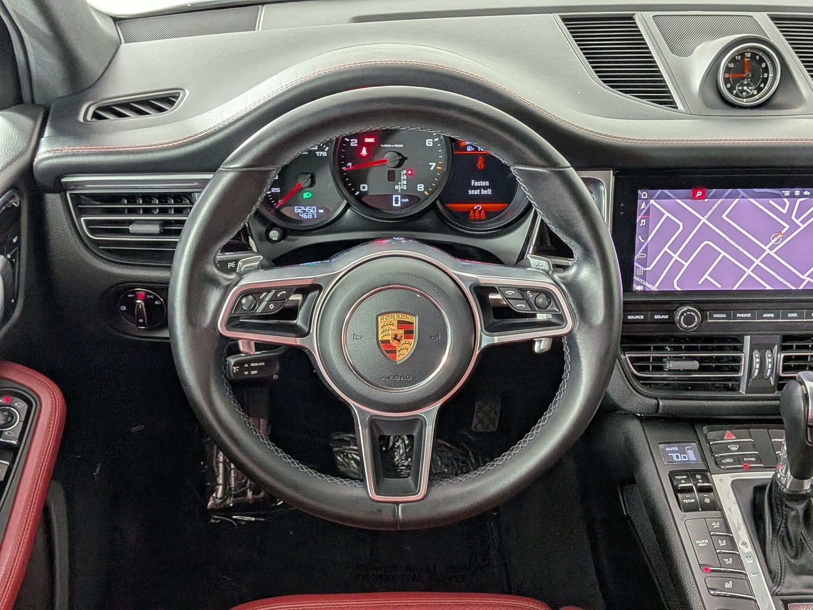 Certified 2021 Porsche Macan AWD/4WD image 13