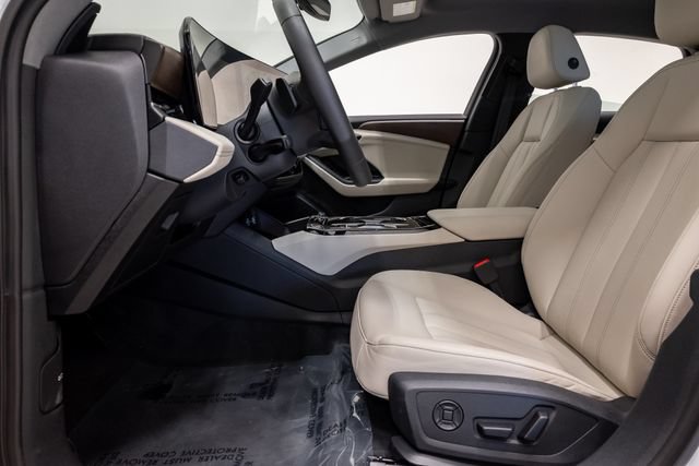 Used 2025 Audi A6 e-tron Premium w/ Ultra Package AWD/4WD image 9