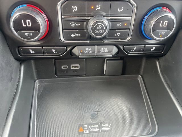 Used 2024 Chevrolet Suburban LT AWD/4WD image 26