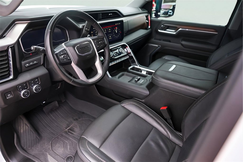Used 2024 GMC Sierra 2500 Denali w/ Denali Reserve Package image 13