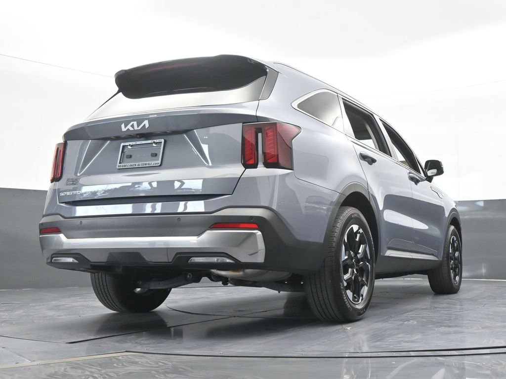 Used 2025 Kia Sorento S FWD image 60