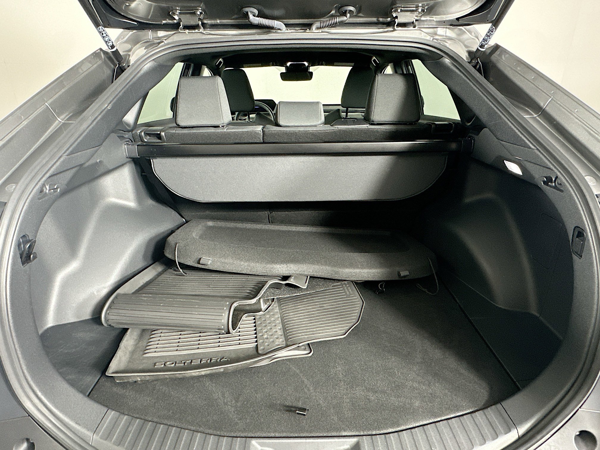 Used 2023 Subaru Solterra AWD image 29