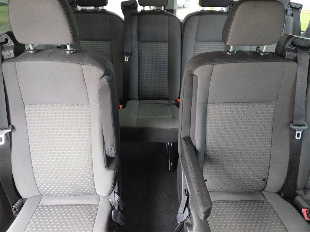 Used 2023 Ford Transit 350 XLT image 17