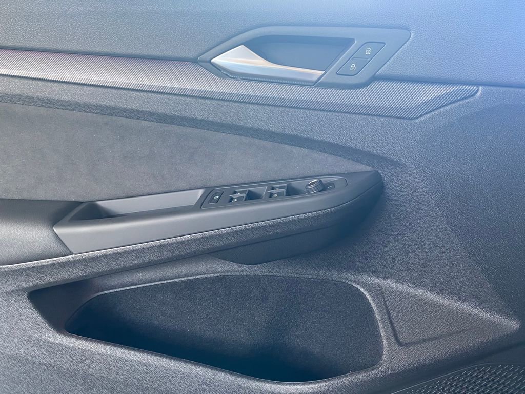 New 2026 Volkswagen GTI SE FWD image 31