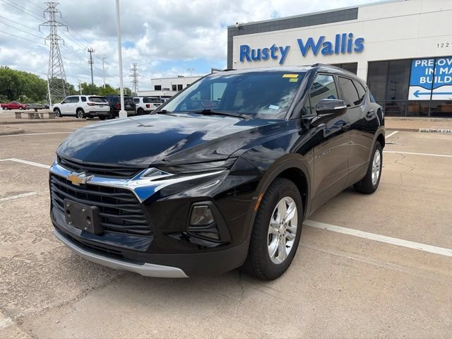 Used 2021 Chevrolet Blazer LT FWD image 2