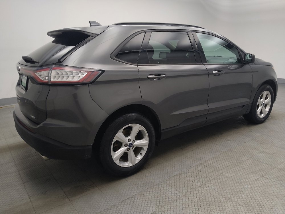 Used 2018 Ford Edge SE image 10