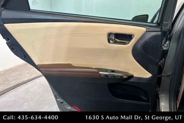 Used 2014 Toyota Avalon XLE Premium FWD image 18