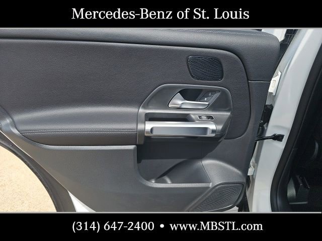 New 2026 Mercedes-Benz GLB 250 4MATIC image 12