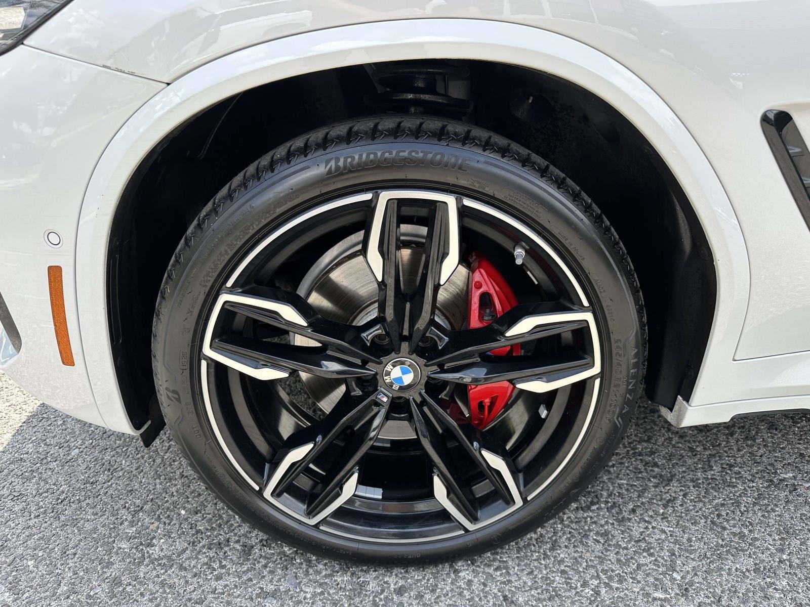 Used 2024 BMW X4 M40i w/ Premium Package AWD/4WD image 10