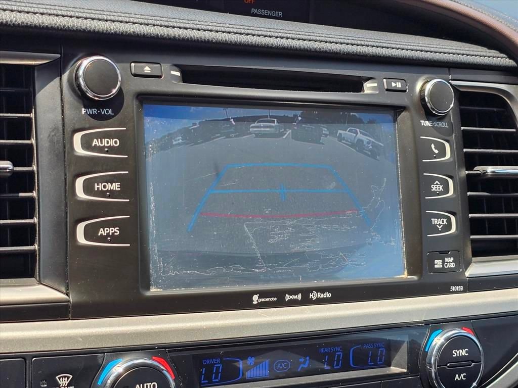 Used 2016 Toyota Highlander XLE AWD/4WD image 6