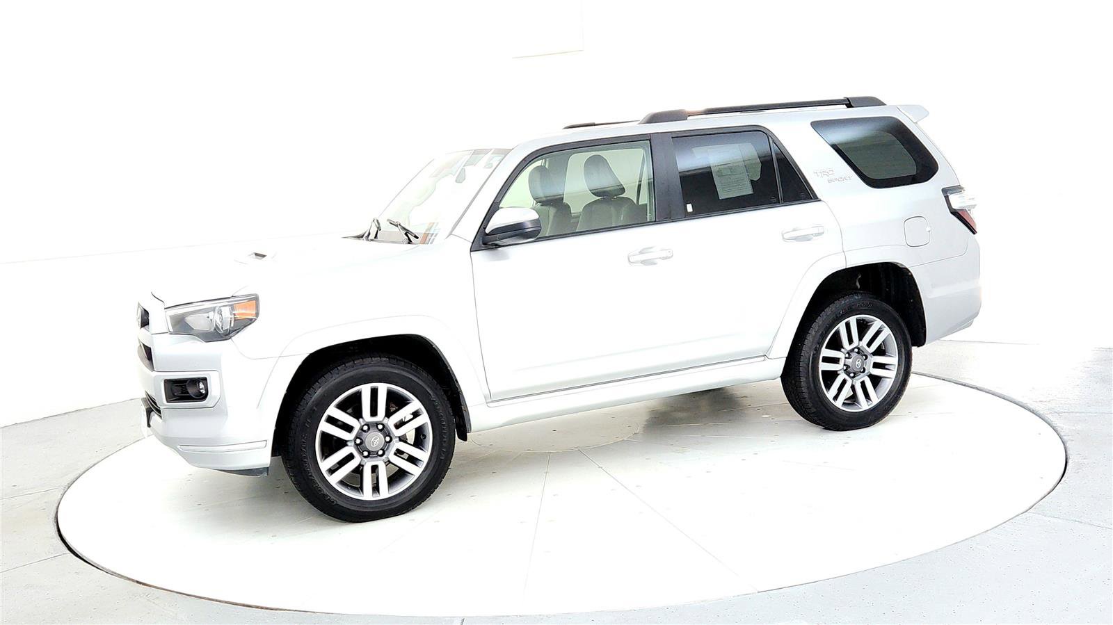 Certified 2022 Toyota 4Runner TRD Sport image 3