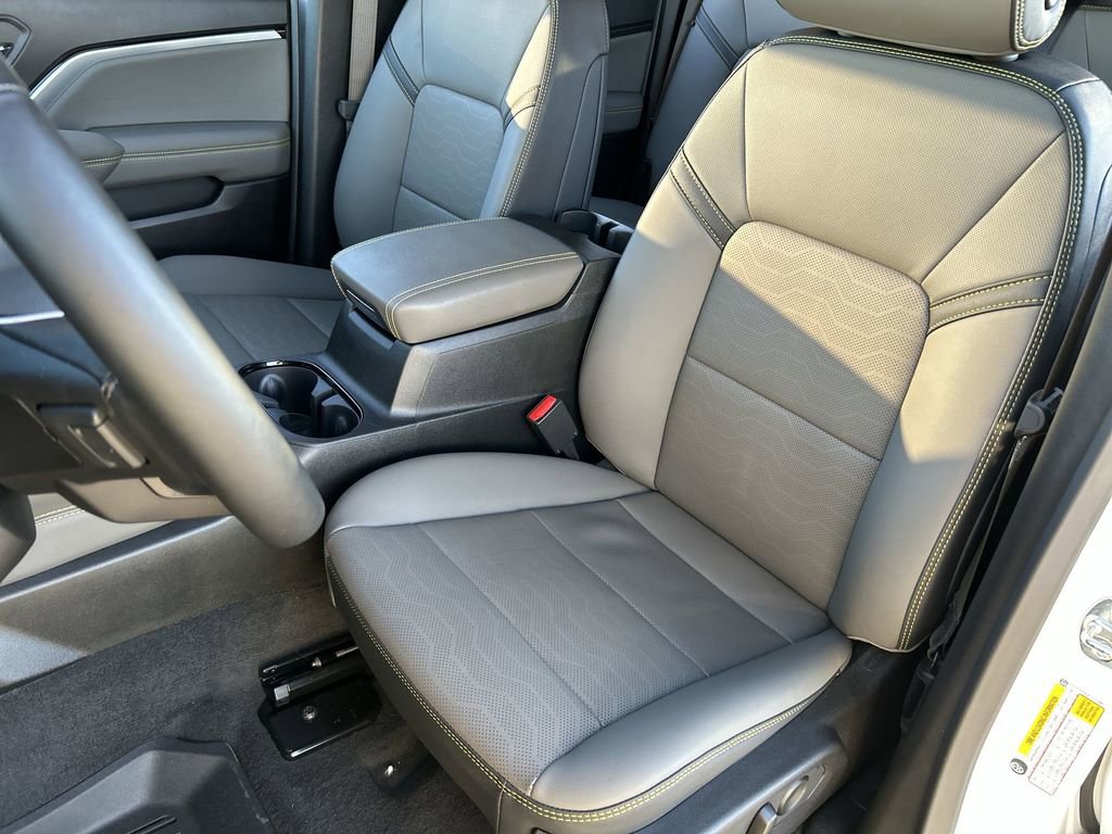 Used 2026 Chevrolet Colorado ZR2 image 20