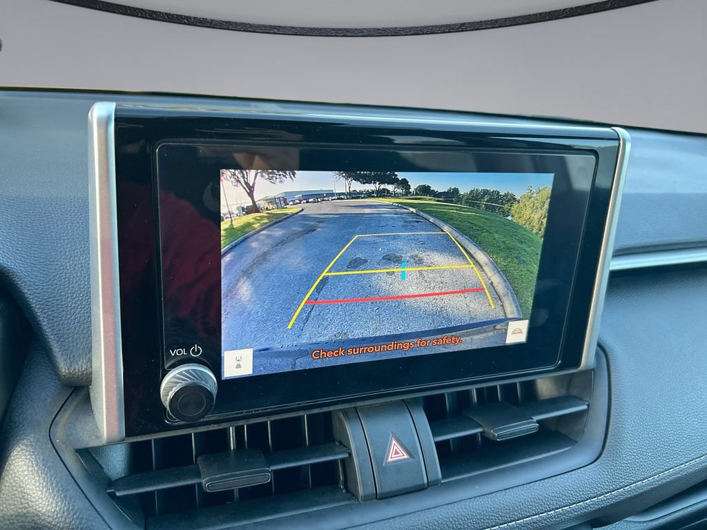 Used 2025 Toyota RAV4 LE FWD image 22