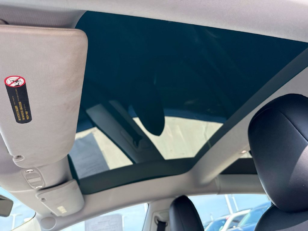 Used 2021 Tesla Model 3 Standard Range Plus RWD image 22