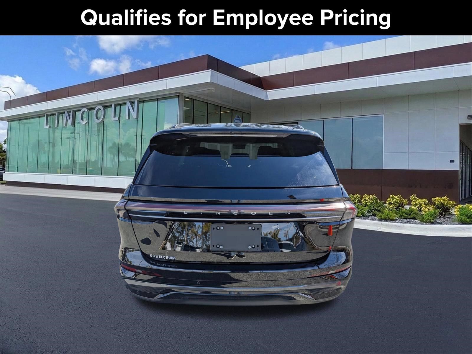 New 2026 Lincoln Nautilus Reserve w/ Jet Appearance Package AWD/4WD image 5