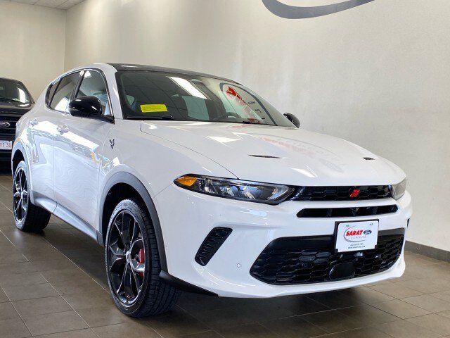 Used 2023 Dodge Hornet GT Plus w/ Track Pack AWD/4WD image 2