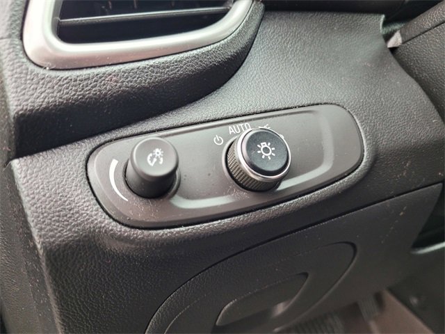 Used 2022 Chevrolet Trax LS w/ Tint and Cruise Package image 19