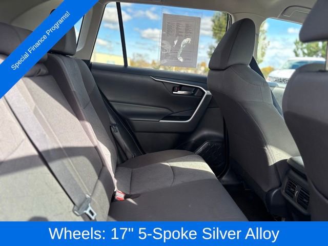 Used 2022 Toyota RAV4 XLE image 23