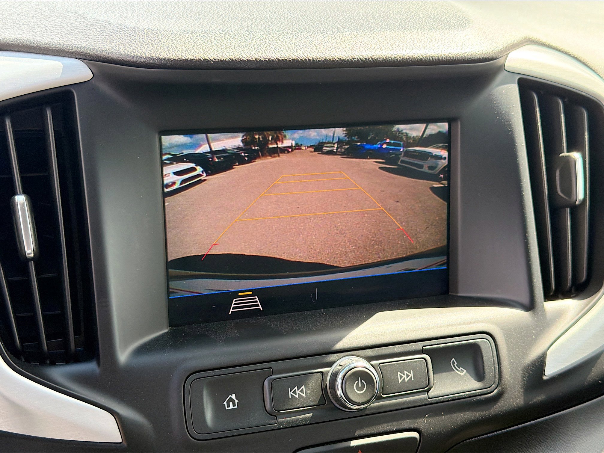 Used 2020 GMC Terrain SLE w/ Driver Convenience Package image 31