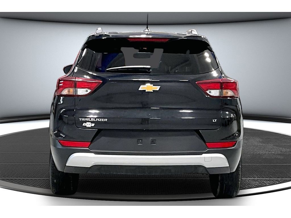 Used 2025 Chevrolet TrailBlazer LT FWD image 6