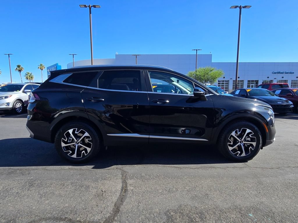 Used 2023 Kia Sportage EX AWD/4WD image 7