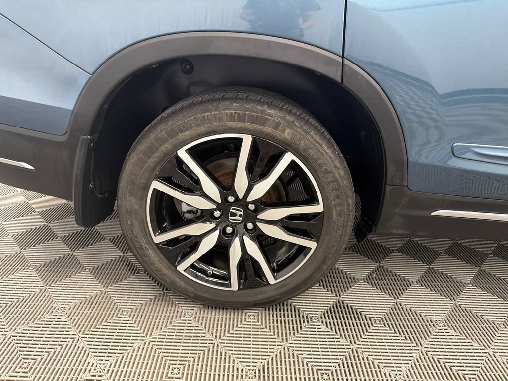 Used 2020 Honda Pilot Touring image 19