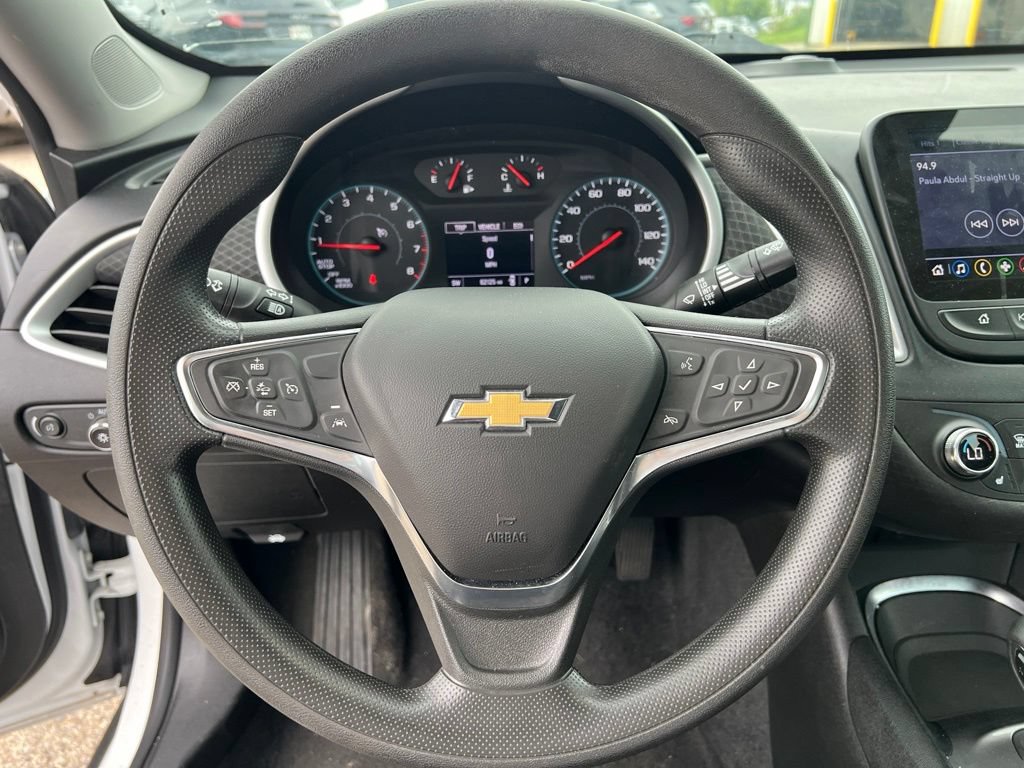 Used 2024 Chevrolet Malibu LT FWD image 19
