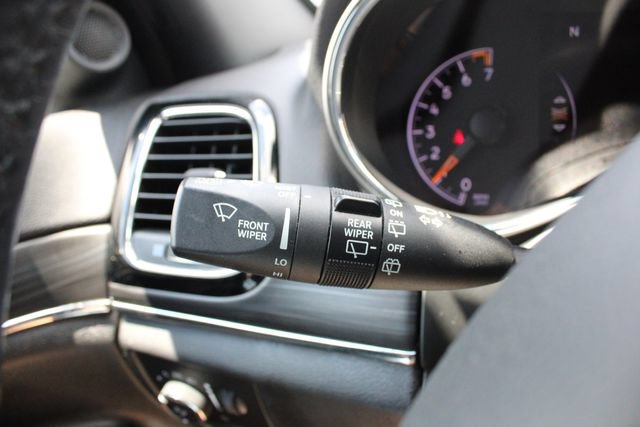 Used 2021 Jeep Grand Cherokee Limited w/ Quick Order Package 28K 80th AWD/4WD image 11