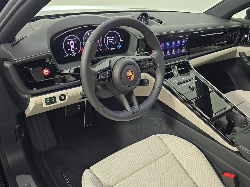 New 2026 Porsche Panamera 4 AWD/4WD image 4
