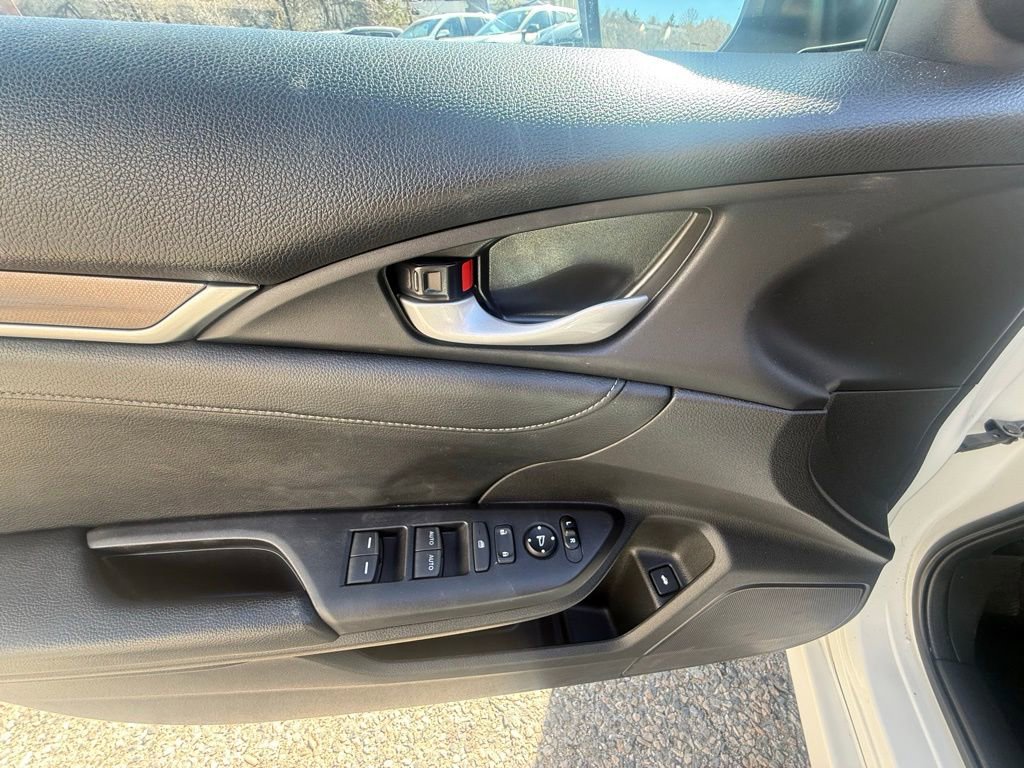 Used 2020 Honda Civic Touring image 14