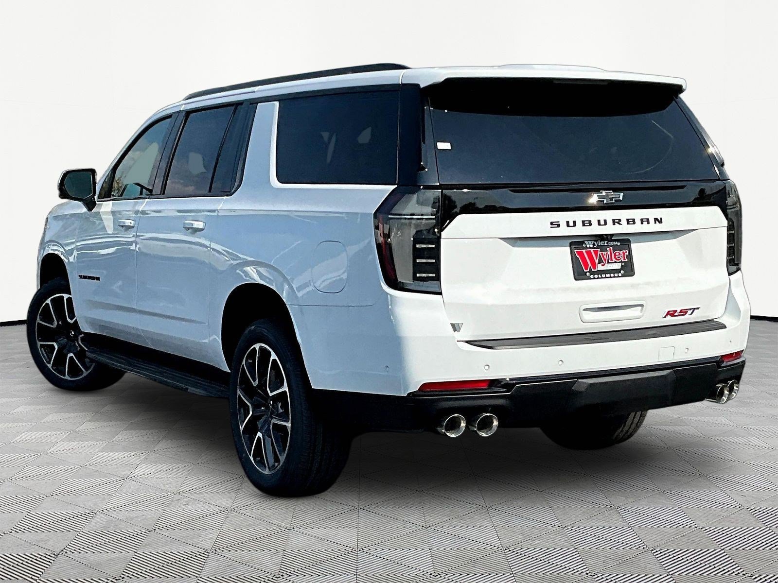 New 2026 Chevrolet Suburban RST w/ Comfort Package AWD/4WD image 4