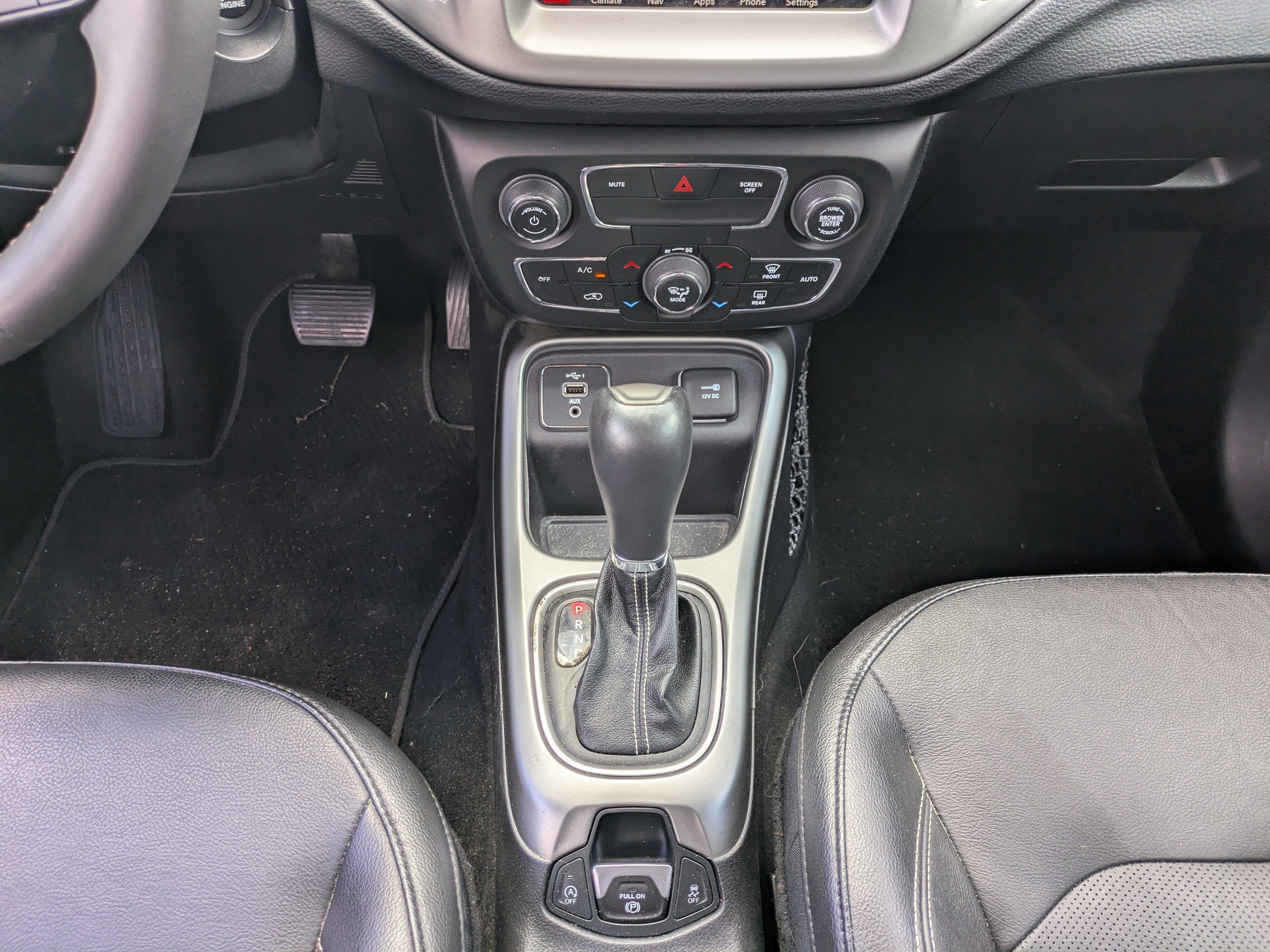 Used 2021 Jeep Compass Latitude FWD image 18