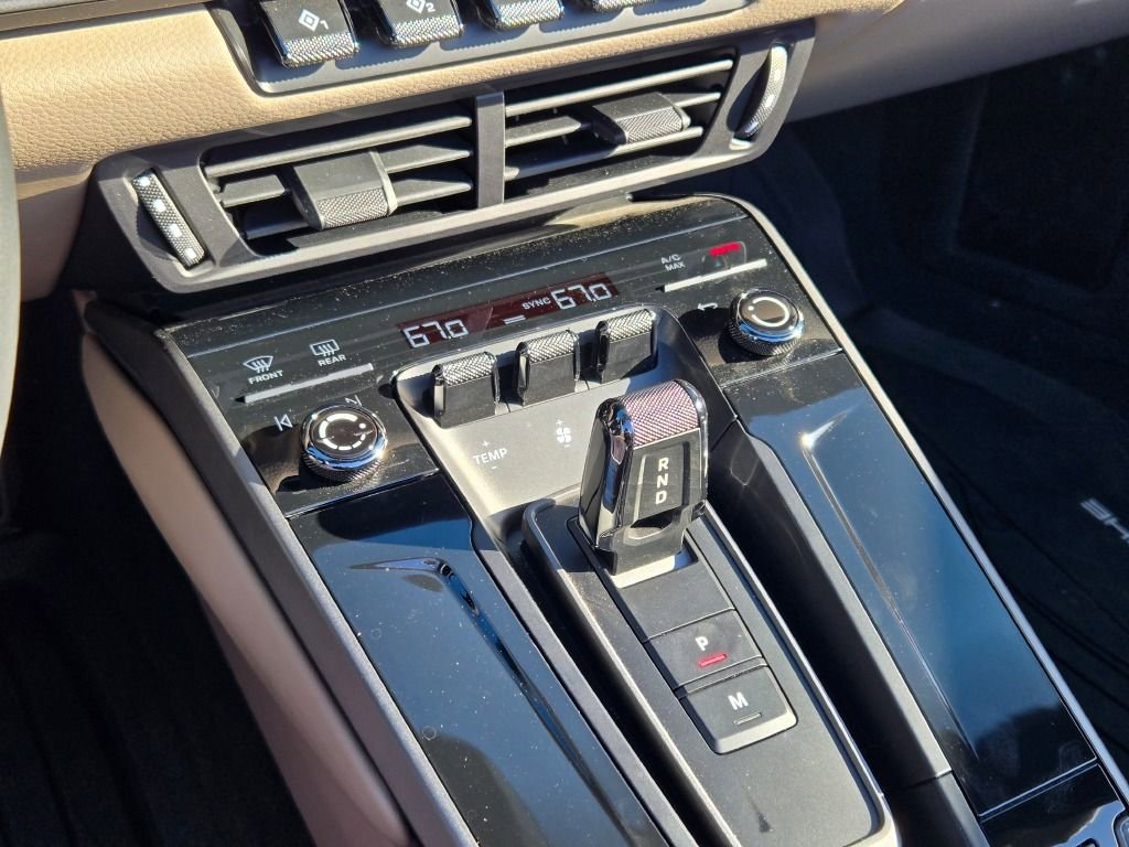 Certified 2025 Porsche 911 Carrera image 31